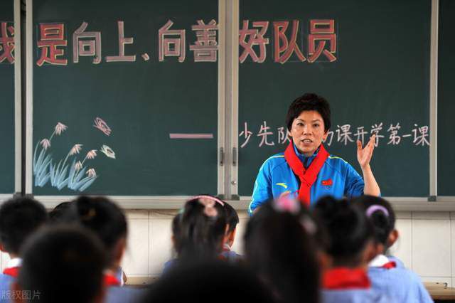 据统计，曼城过去6个赛季均能够从16强淘汰赛中晋级，值得一提的是，上一支在16强阶段被淘汰的卫冕冠军还是2019/20赛季的利物浦，后者总比分2-4被马竞淘汰。